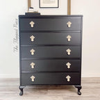 Dixie Belle Paint Company Chalk Finish Furniture Paint - Caviar (8oz) - Matte Black Chic Chalk Mineral DIY Furniture Paint
