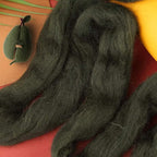 3.53oz Wool Roving Yarn, Wool Felting Supplies, Pure Wools, Chunky Yarn, Spinning Wool Roving for Needle Felting Wet Felting DIY Hand Spinning (Dark Green)