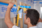 3M Hand Masker Advanced Masking Film, 48 in x 180 ft, Static Cling Keeps Film in Place, Prevents Liquids From Bleeding Through, Flake Resistant, For Indoors & Outdoors Use, 1 Roll (AMF48)