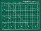 Dahle Vantage 10470 Premium Self-Healing Cutting Mat, 9"x12", 1/2" Grid, 5 Layers for Max Healing, Perfect for Crafts & Sewing, Green