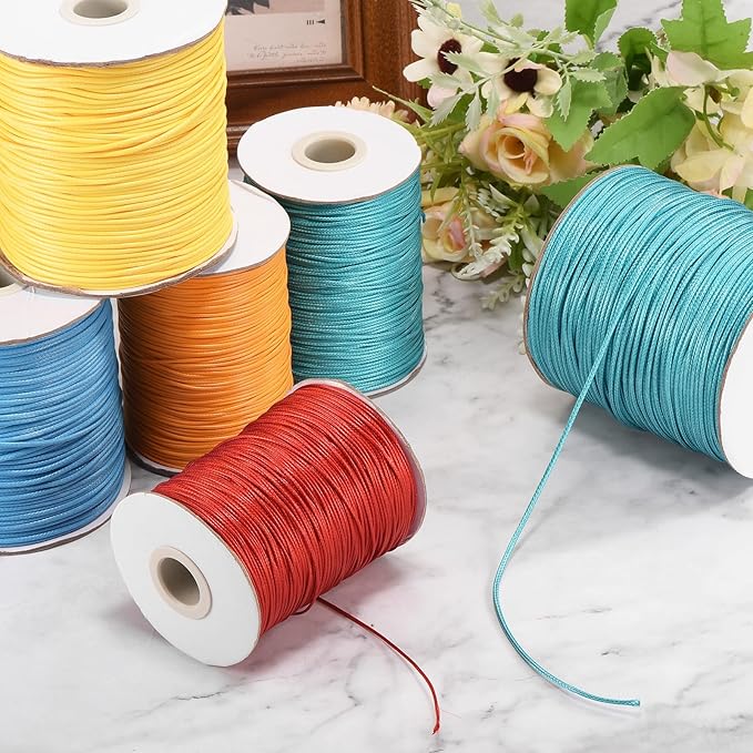 MECCANIXITY Waxed Cord 0.8mm Waxed Polyester Cord 175 Yard Wax String for Bracelet Making,Necklaces, Beading,Jewelry Making and DIY Crafts(Light Purple)