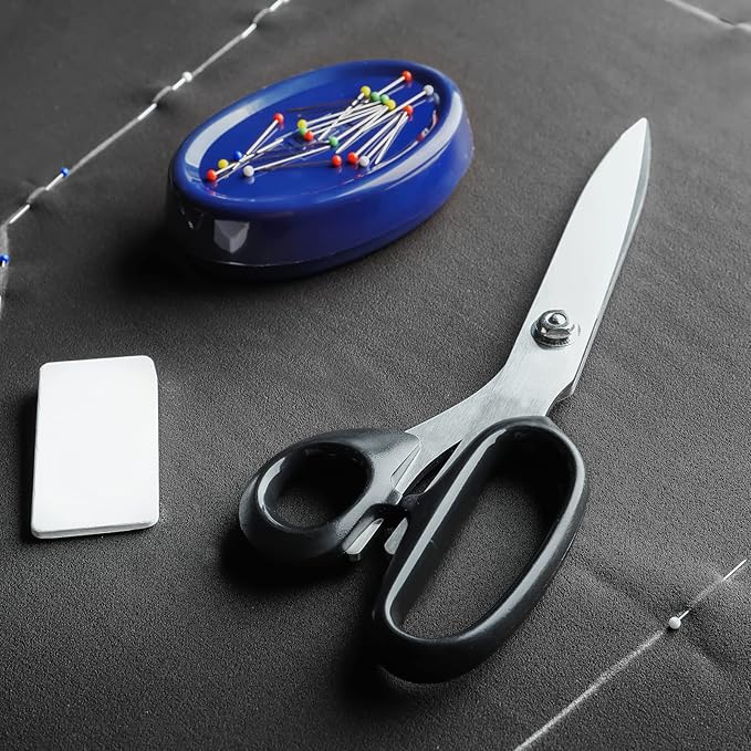 HARFINGTON Magnetic Pin Cushion Square Plastic Magnetic Sewing Pin Holder Storage Case Needle Cushion Tool for Sewing DIY Projects, Purple