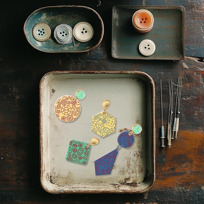 CHGCRAFT Button Pattern Polymer Clay Texture Sheets Heart Graphic Geometric Silicone Texture Stamp Clay Texture Mat Modeling Pattern Pad Sheets for Jewelry and Earrings Tools, 5.5x5.5 inch