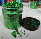 Gilding Flakes,Gold Foil Flakes for Resin,Blue Red Purple Pink Metallic Foil Flakes for Resin Jewelry Making,Nails,Painting Art,Crafts and Slime (Green)